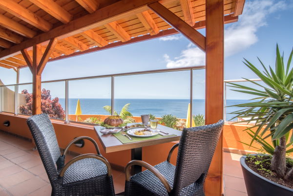 Ayuboa Ayurveda Reisen Yoga Alpino Atlantico Madeira Fruehstueck 6