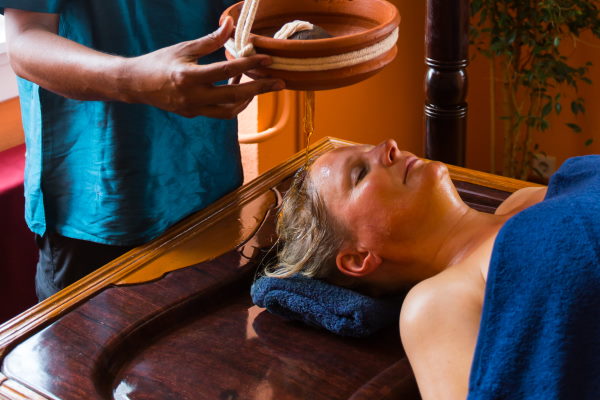 Ayuboa Reisen Ayurveda Yoga Goth Toni a