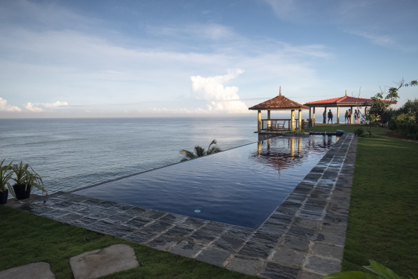 Ayuboa Reisen Hiru Villa Resort Sri Lanka Yoga Pool 6