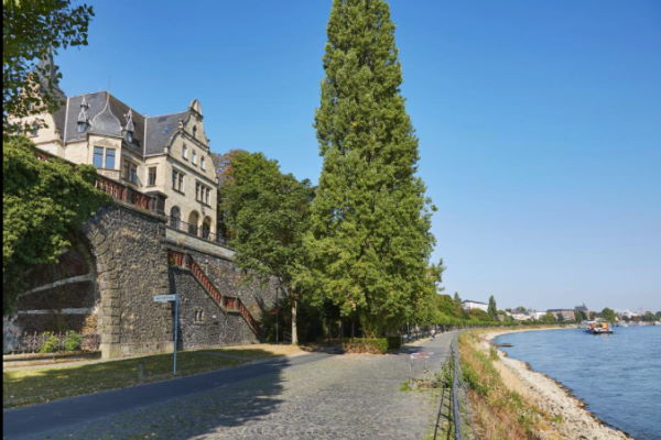 Ayurveda Yoga Deutschland Bonn Hotel Kanzler Sathya Schloss 4