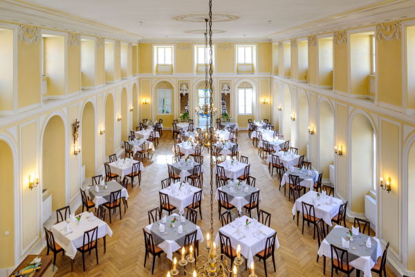 Ayurveda Yoga Urlaub Ayuboa Deutschland Kurhaus BadBocklet Restaurant 6
