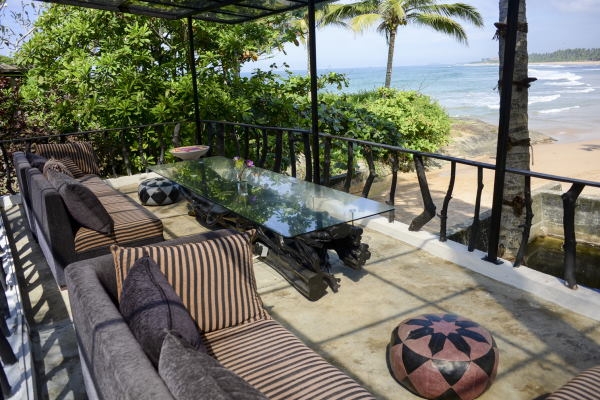 Ayuboa - Sign of Life Resort